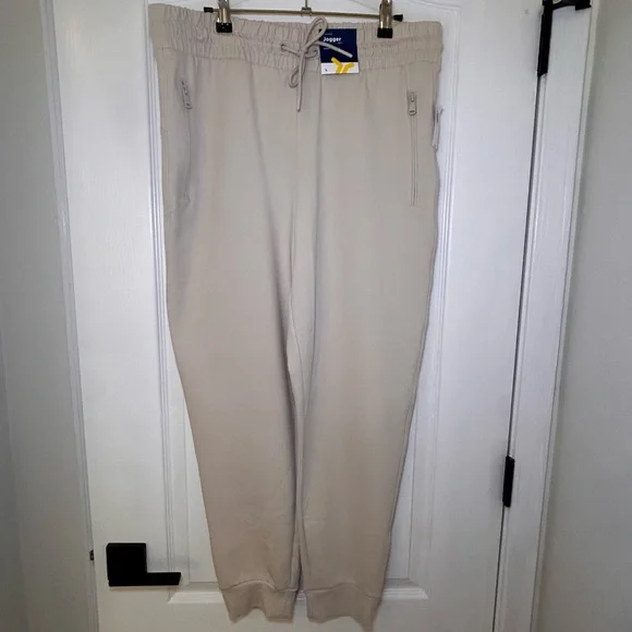 Old Navy Women’s Joggers Large Beige Cream Sweatpants NWT | Pull-On Lounge Pants - Picture 2 of 8